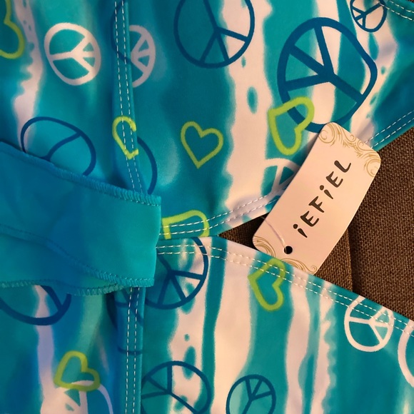 NWT - IEFIEL Girls Tankini Swim Suit (Blue Peace Sign Design) Brand New w/Tags - Picture 3 of 3